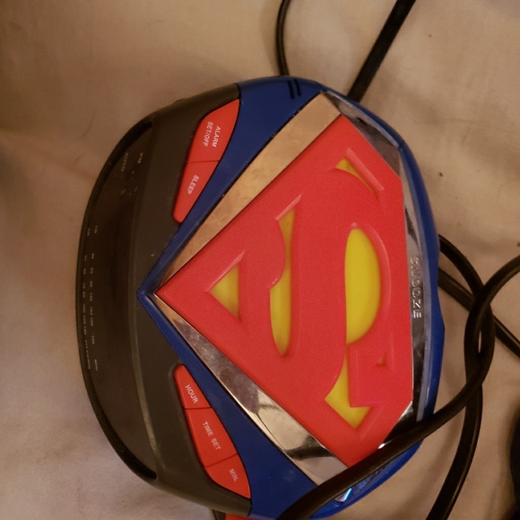 Superman Clock - Picture 2 of 2